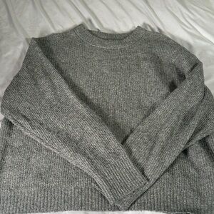 American Eagle Outfitters Gray Crew Neck Sweater
